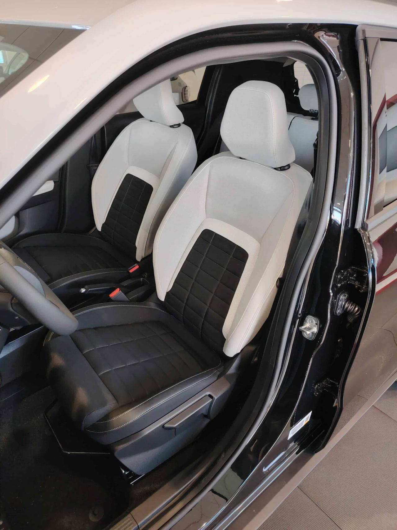 Citroen C3 1.2 PureTech 100CV (Nuova)