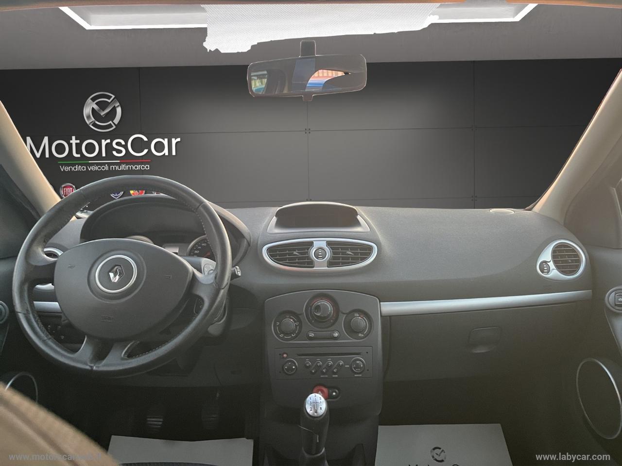 RENAULT Clio 1.2 TCE 100 CV SporTour Dynamique