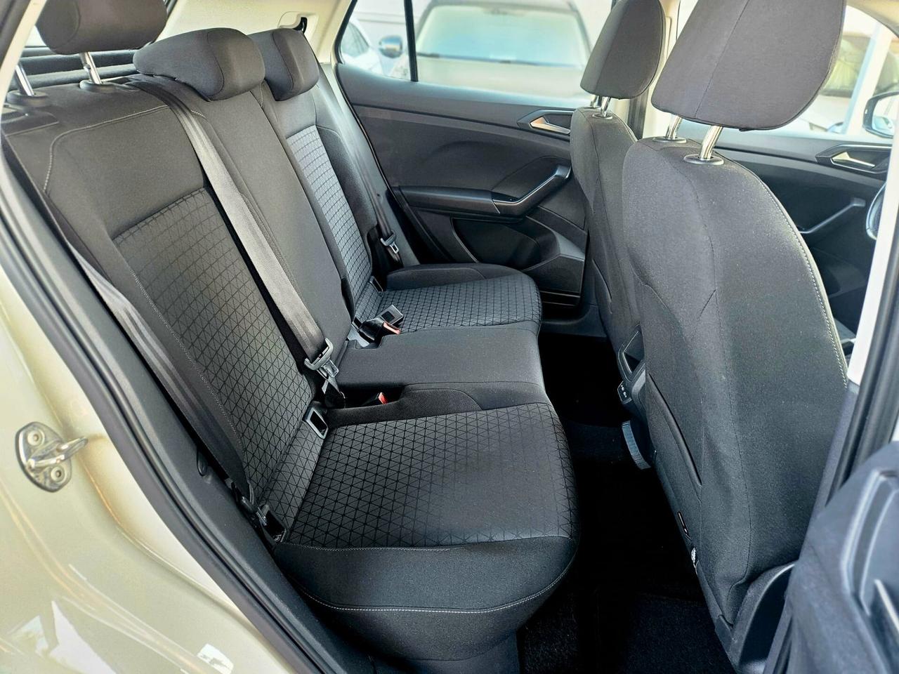 Volkswagen T-Cross 1.0 TSI 110 CV Sport