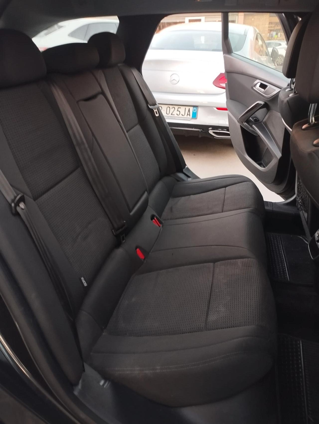 Peugeot 508 1.6 e-HDi 112CV cambio robotizzato S&S SW Ciel Business