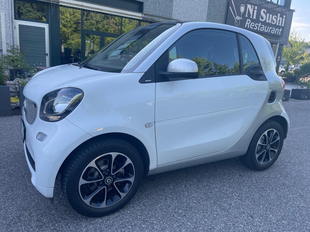 Smart ForTwo 90 0.9 Turbo *Automatik*Neopatentati*Solo 30000*
