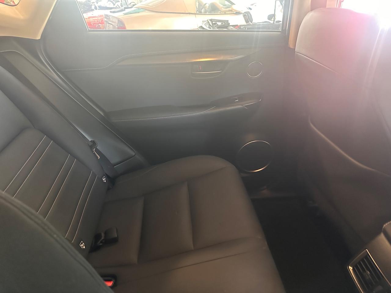 Lexus NX 300h Hybrid 4WD Executive
