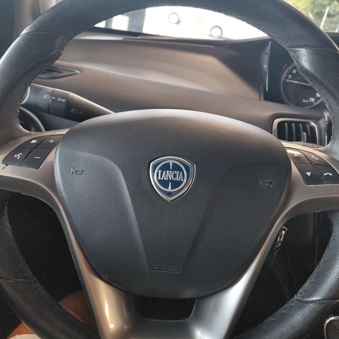 LANCIA YPSILON ANNO 2016 BZ GPL ADATTA NEOPATENTATI KM 149 MILA
