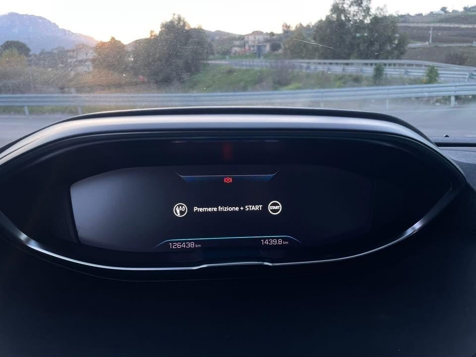 Peugeot 3008 BlueHDi 130 S&S Allure Pack