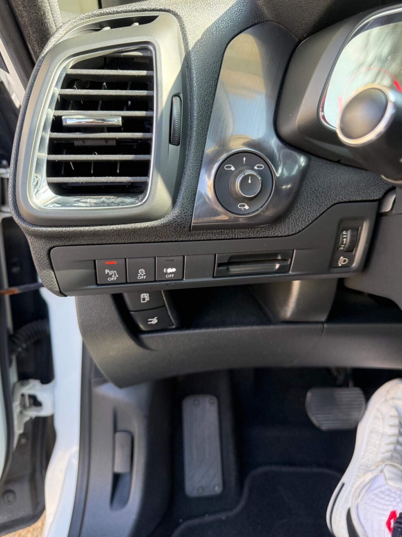 Ds DS5 5 1.6 e-HDi 110 full full optional