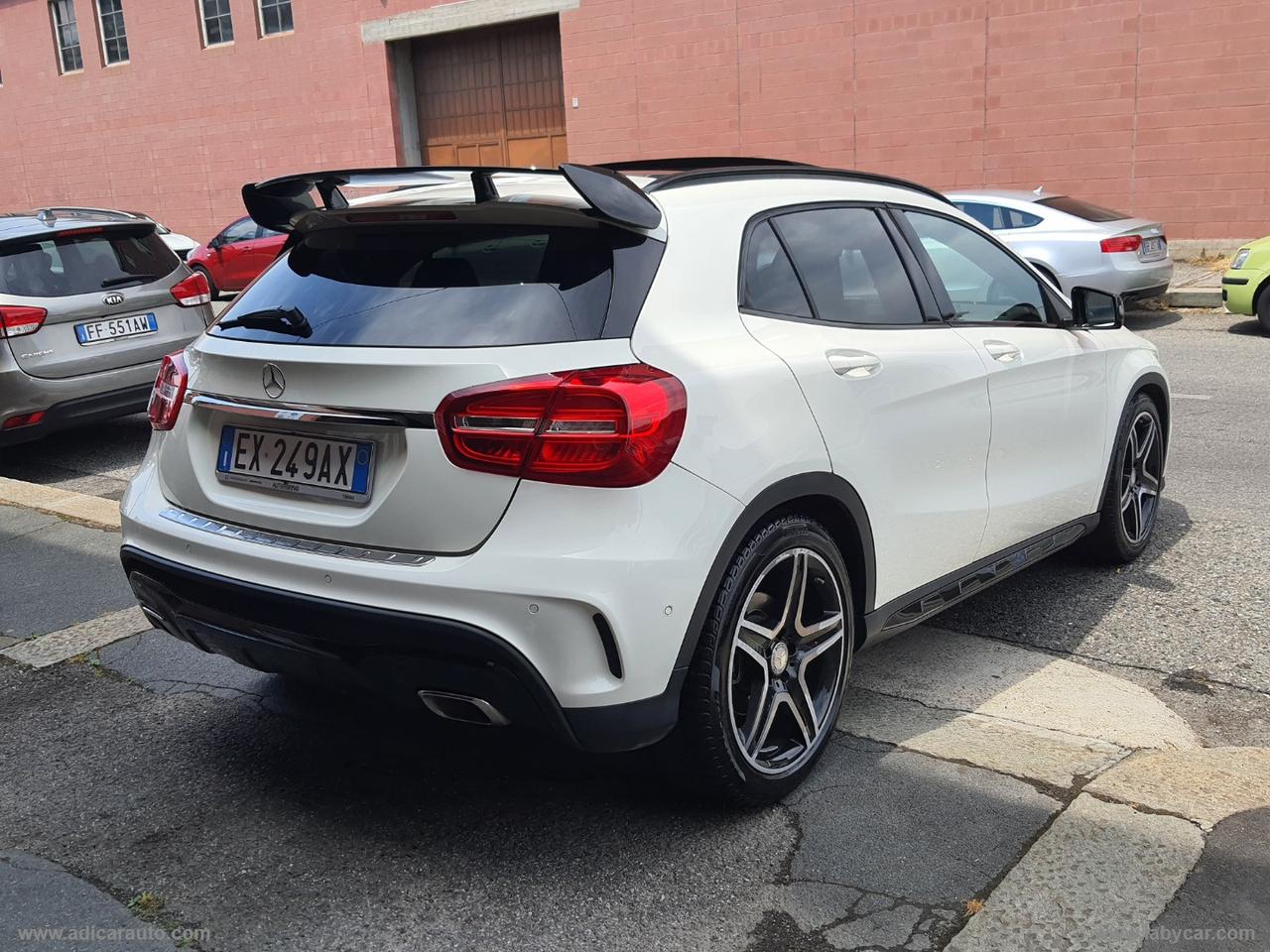 MERCEDES-BENZ GLA 200 CDI Automatic 4Matic Premium