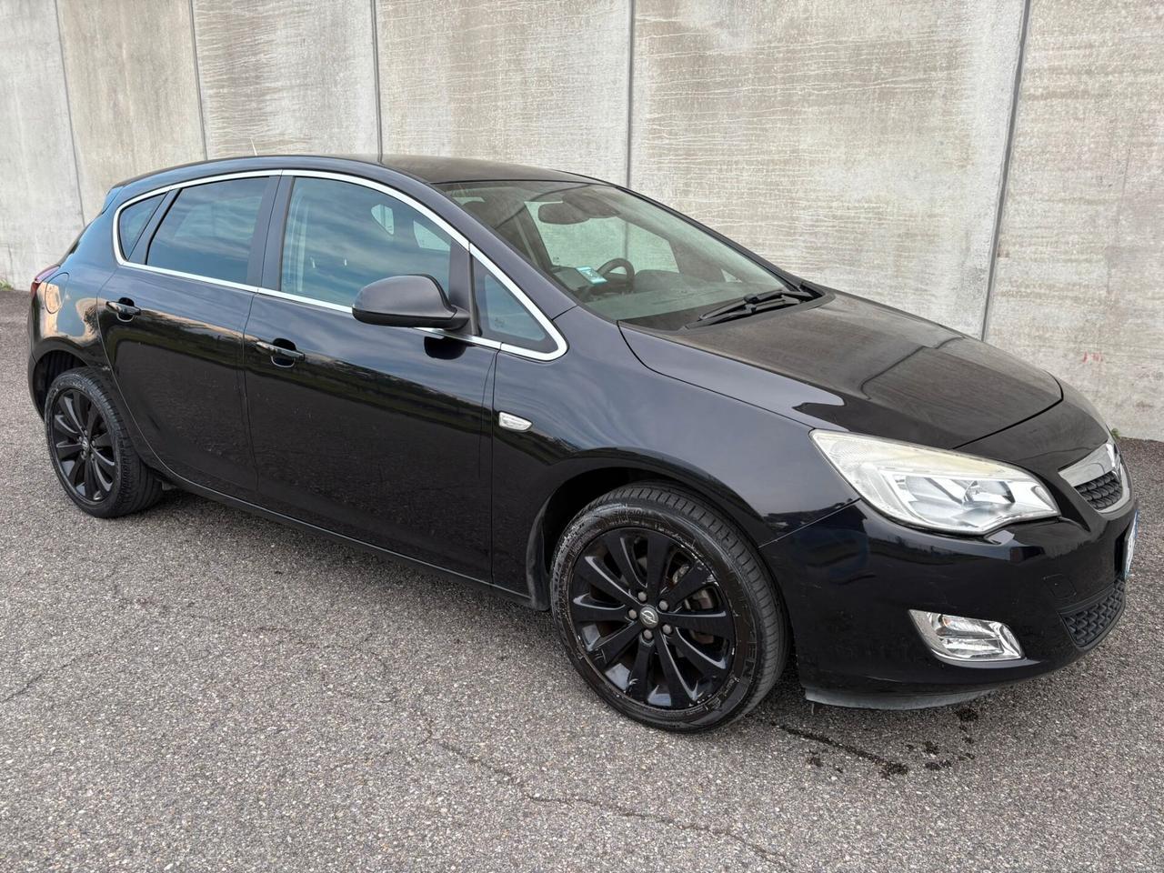 Opel Astra 1.4 100CV NEOPATENTATI EURO 5A