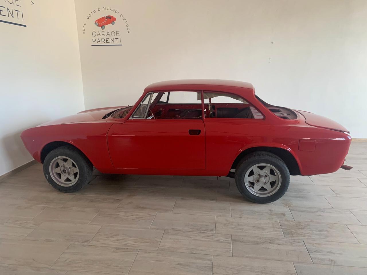 Alfa Romeo GT 1300 Junior