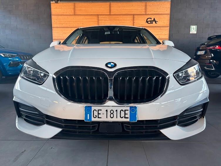 Bmw 116d 5 porte NEOPATENTATI