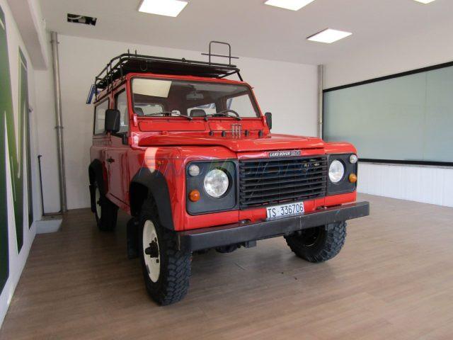 LAND ROVER Defender 90 2.5 84 CV 3 porte 6 POSTI