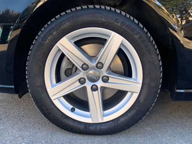 AUDI A3 SPB 30 g-tron S tronic