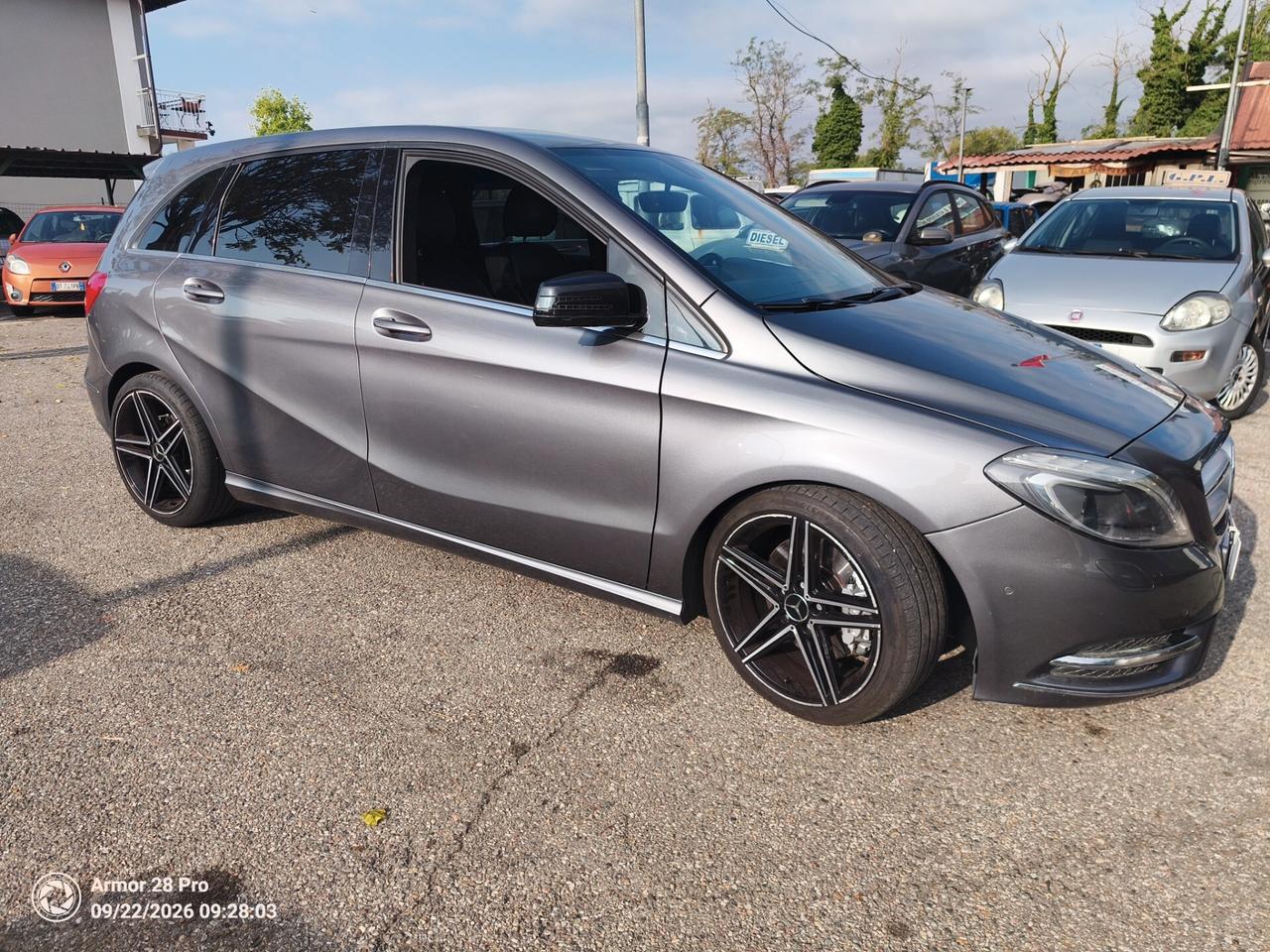 Mercedes-benz B 180 BlueEFFICIENCY Premium