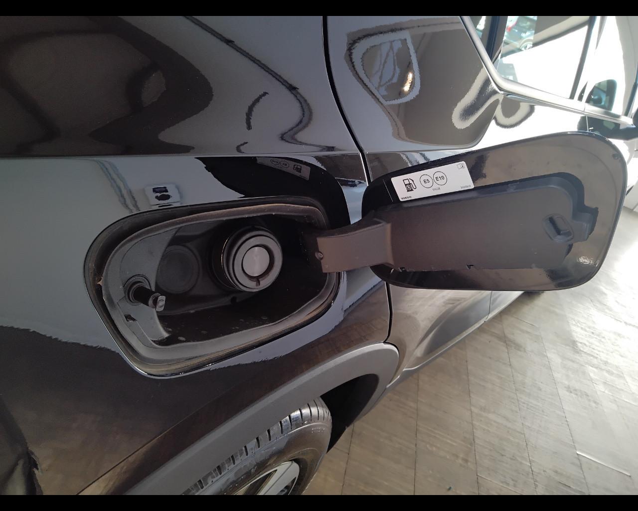 VOLVO XC40 - XC40 1.5 t2 Momentum my21