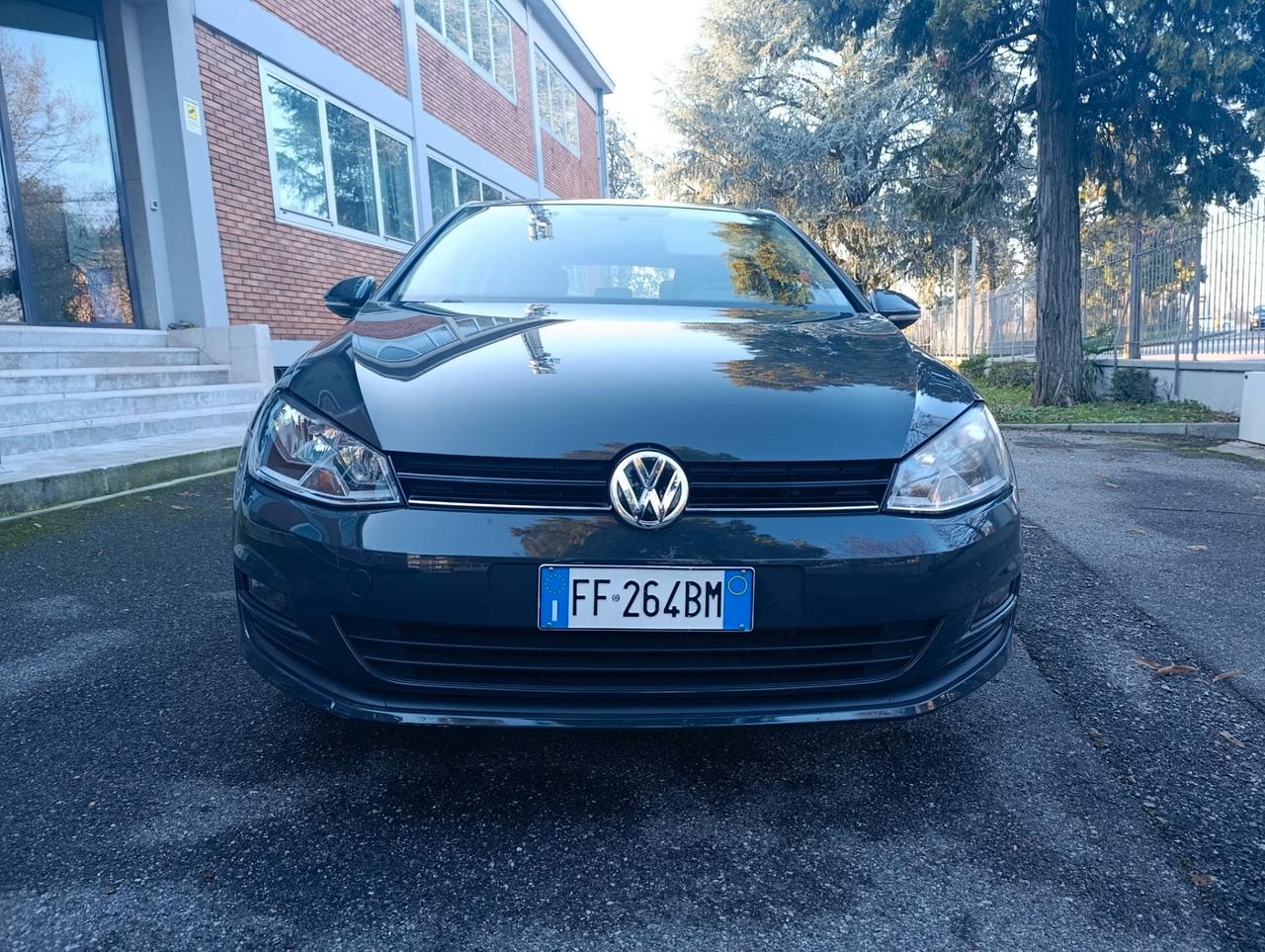 Volkswagen Golf 1.2 TSI 85 CV 5p. Trendline BlueMotion Technology - NEOPATENTATI