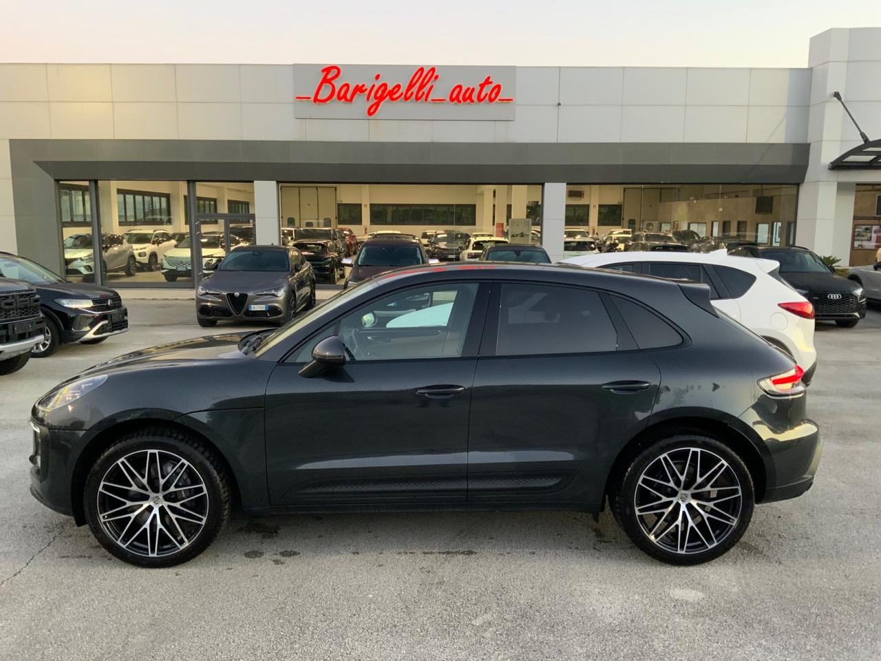 Porsche Macan 2.0 PELLE TOTALE.CERCHI21.SOSP PNEUMATICHE.FULL