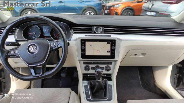 VOLKSWAGEN Passat Variant Passat VIII Variant 1.6 tdi Business Navi 120cv