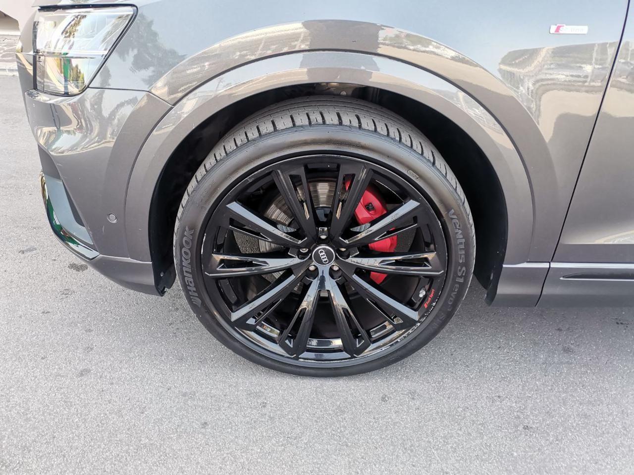 Audi Q8 50 TDI 286 CV quattro tiptronic Sport