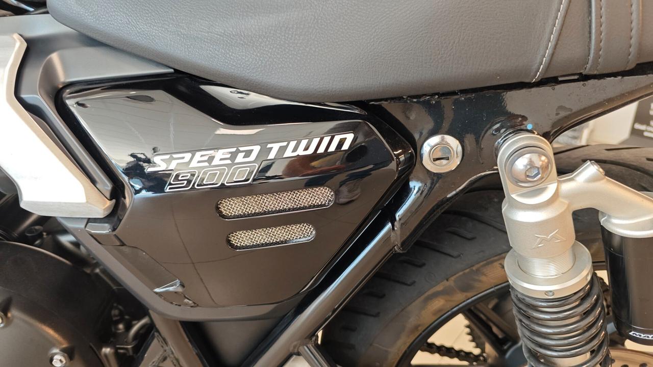 Triumph Speed Twin 900 MY25