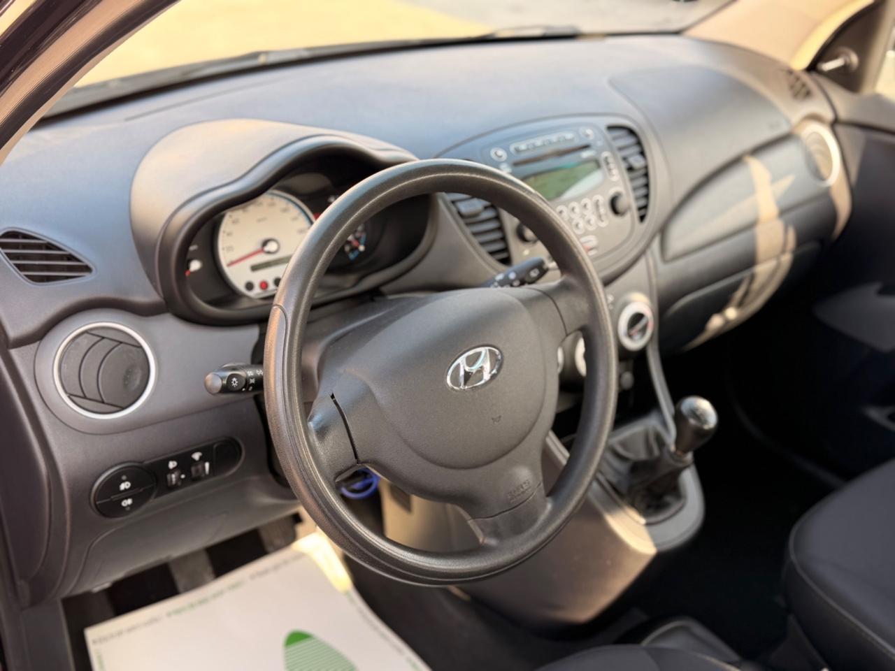 Hyundai i10 1.1 BlueDrive GPL Style BLOCK SHAFT