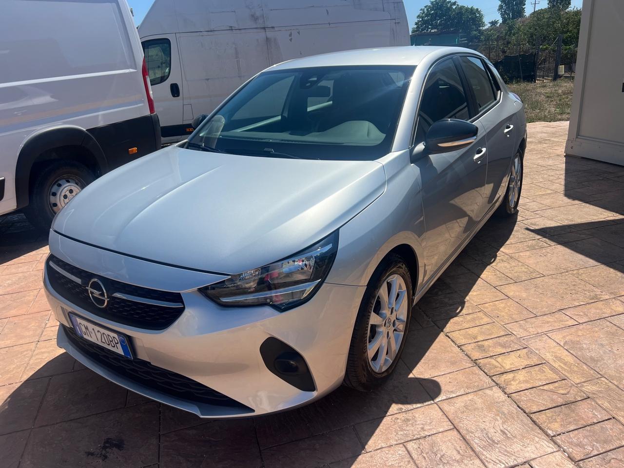 Opel Corsa 1.2 Edition 1700 km!!!!!!!