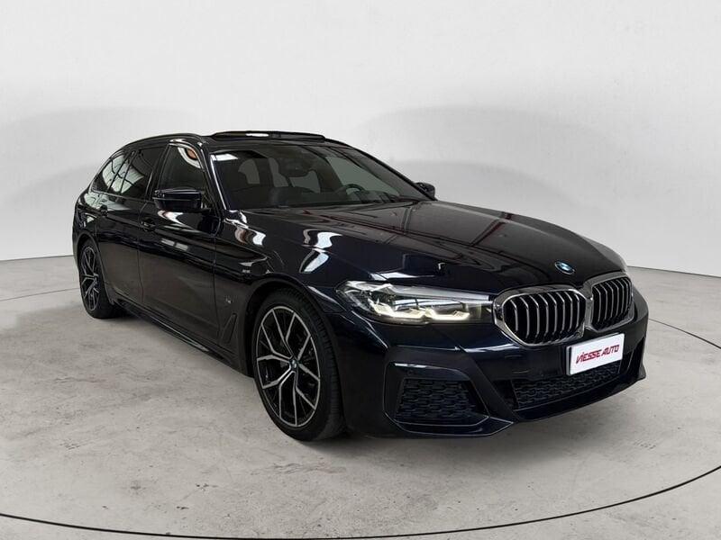 BMW Serie 5 518d 48V Touring Msport