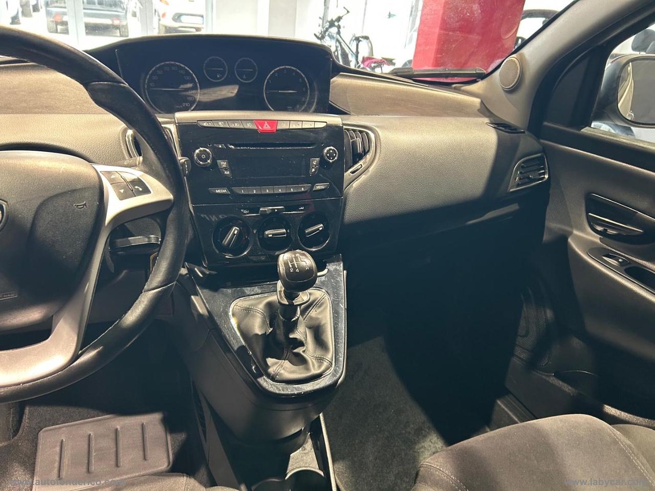 LANCIA Ypsilon 0.9 T.Air 85CV METANO 5p. Gold