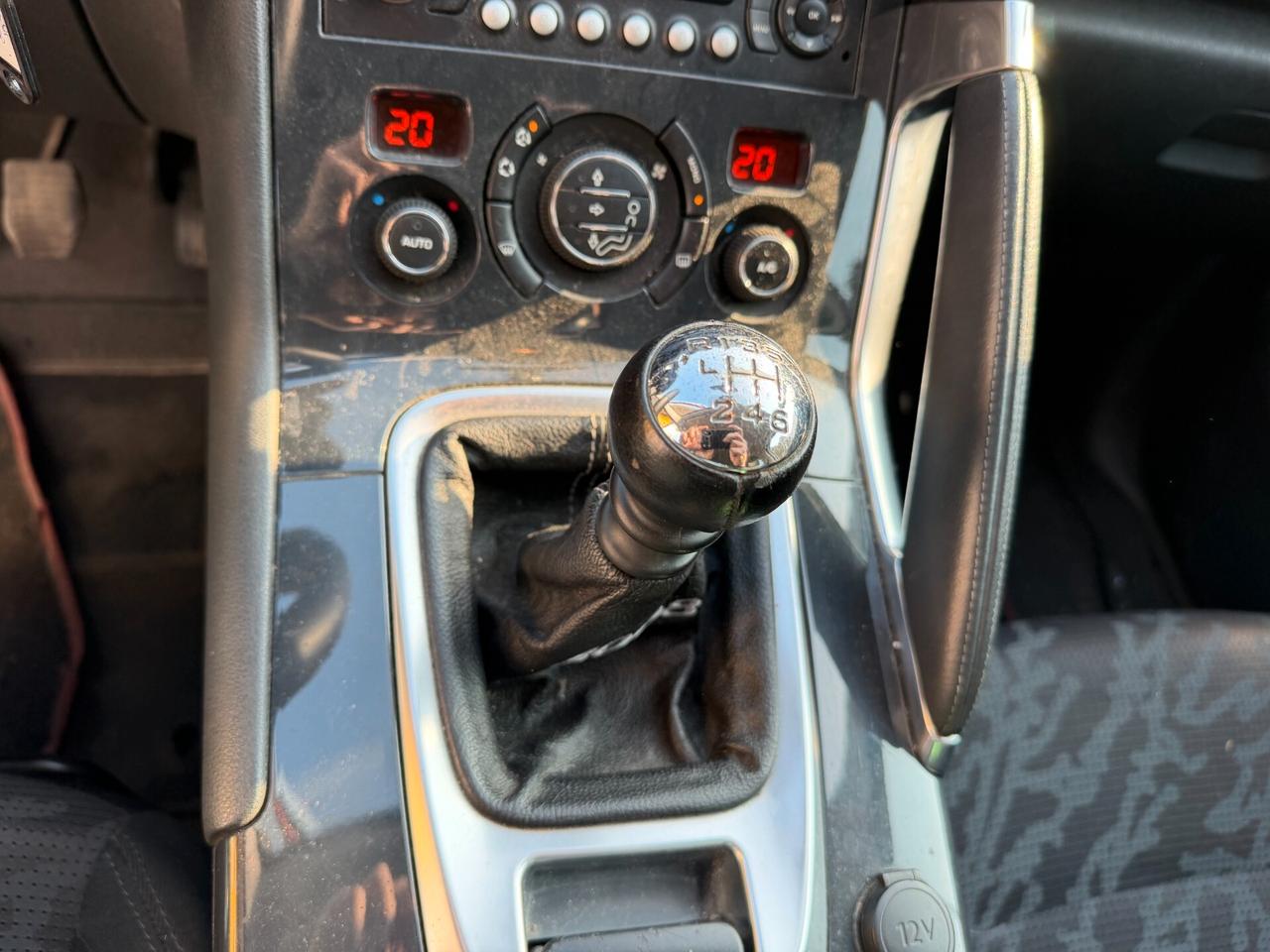 Peugeot 3008 1.6 HDi 110CV Tecno