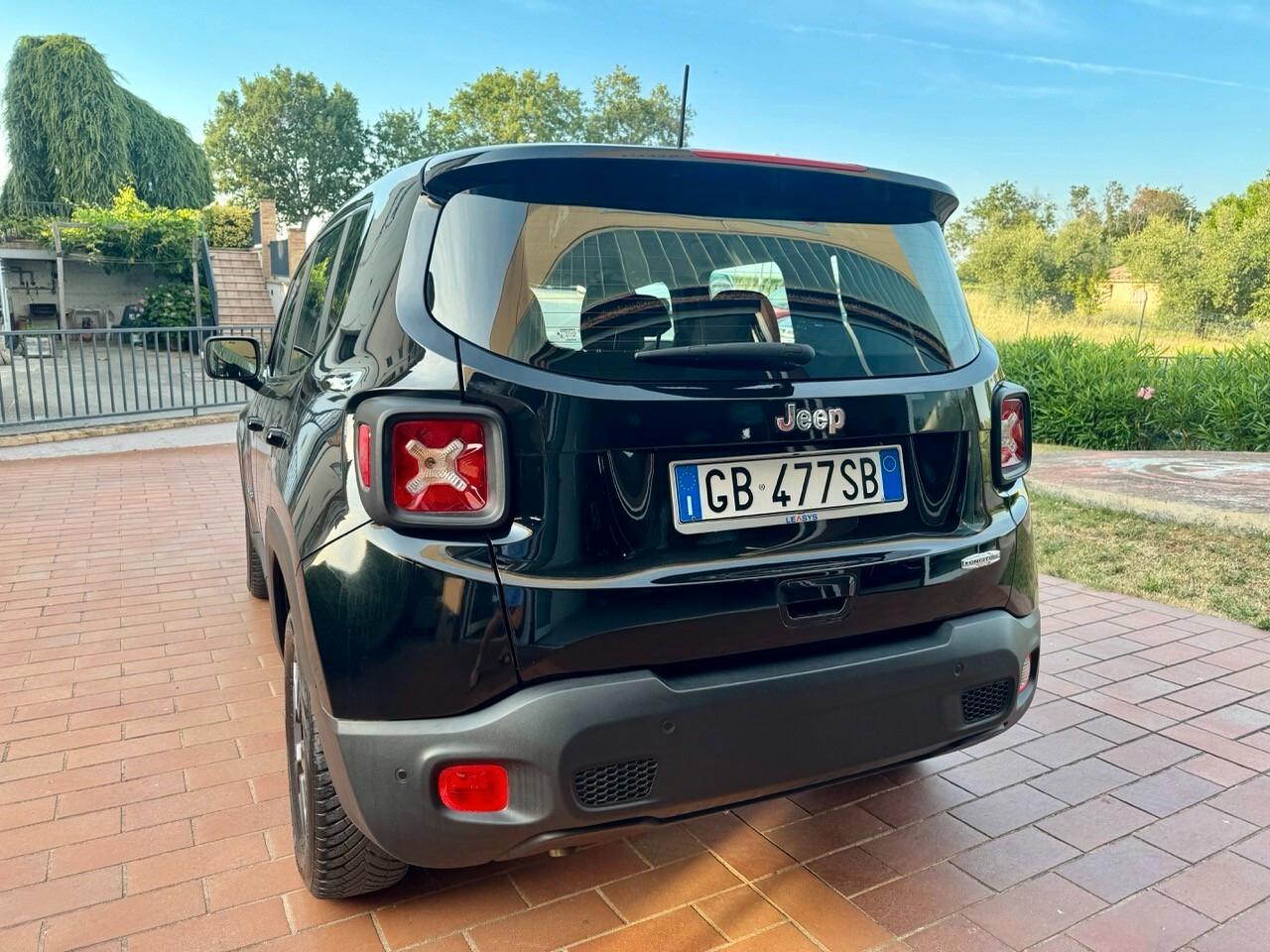 Jeep Renegade 1.6 Mjt TOTAL BLACK soli 72000 KM da 180mese
