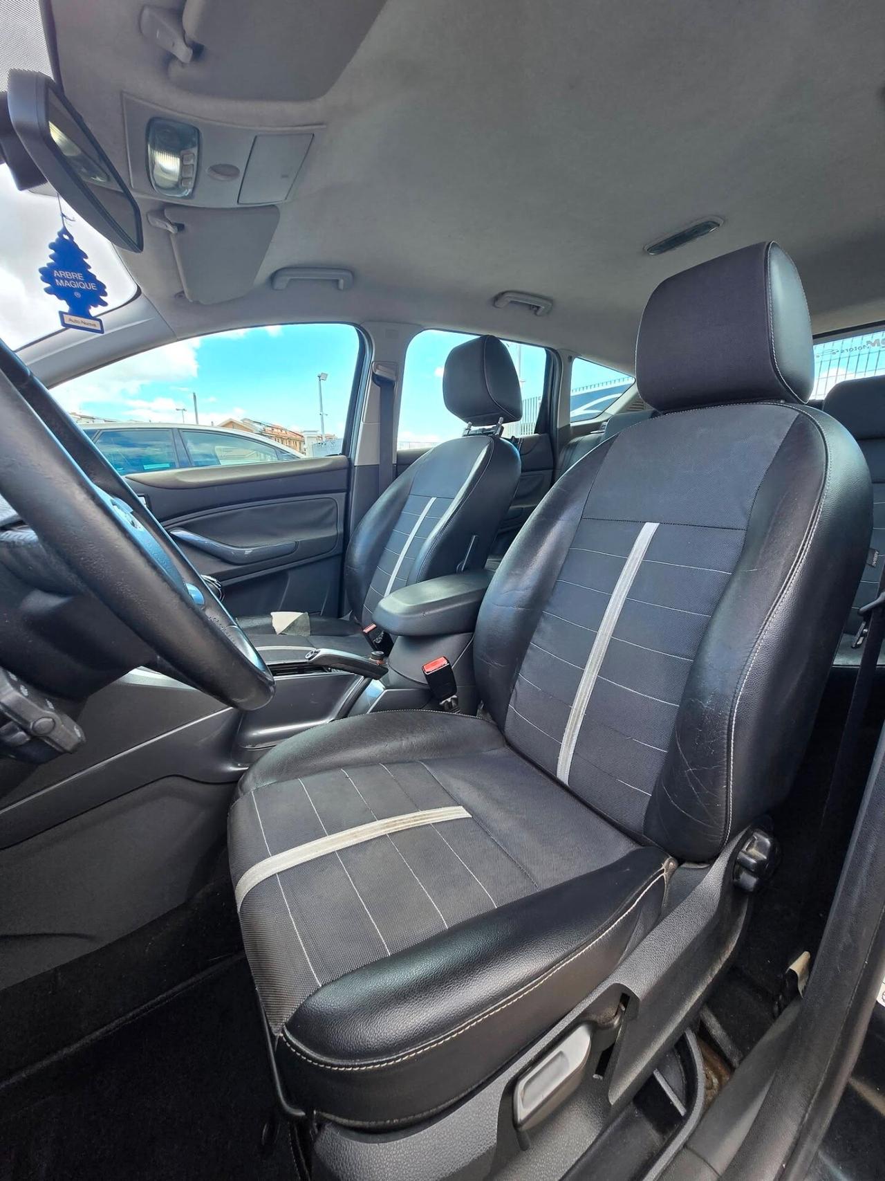 Ford Kuga Kuga+ 2.0 TDCi 136 CV 4WD DPF