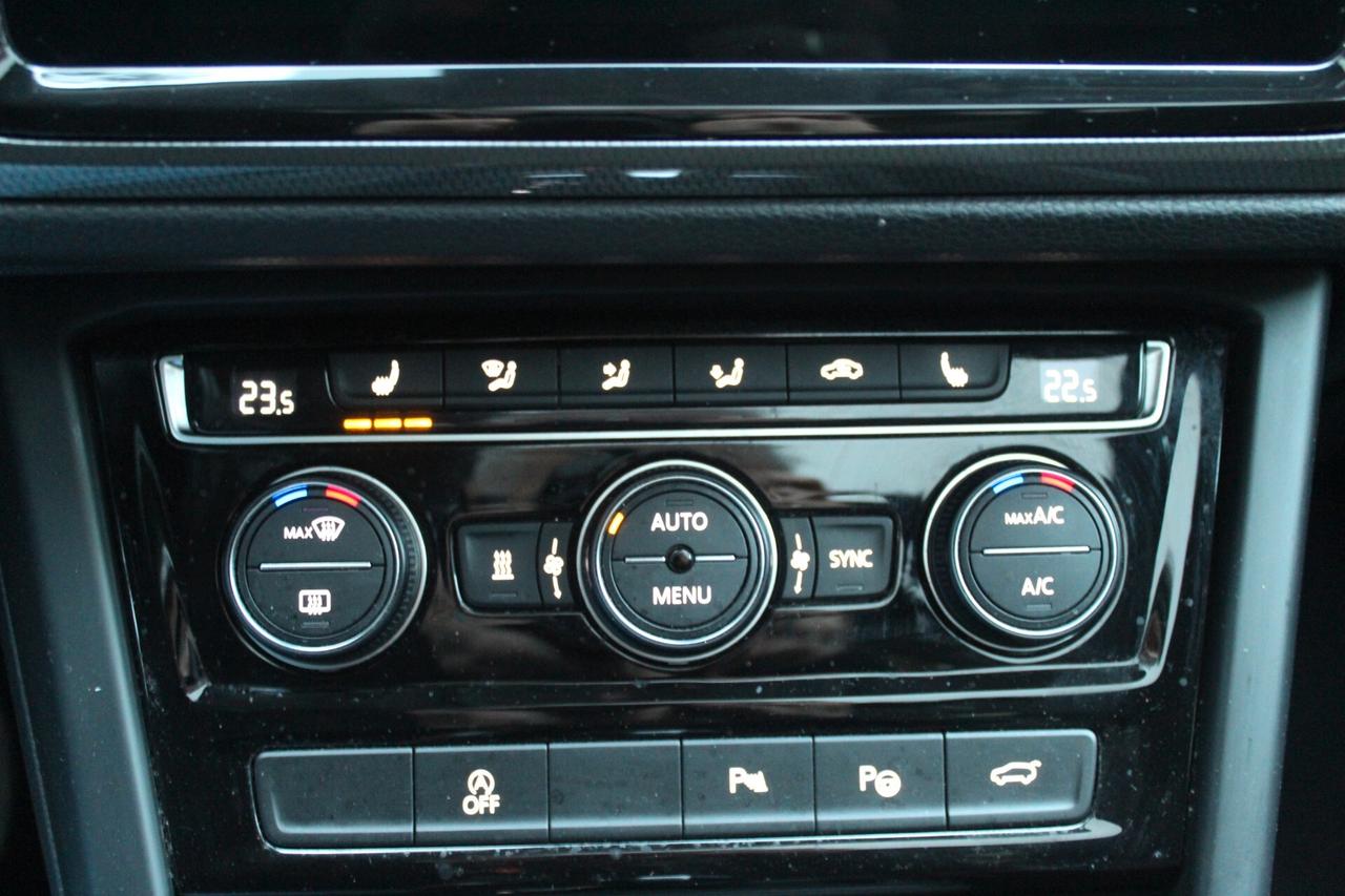 VW Touran 1.6 TDI 115 CV SCR DSG Highline 7 posti