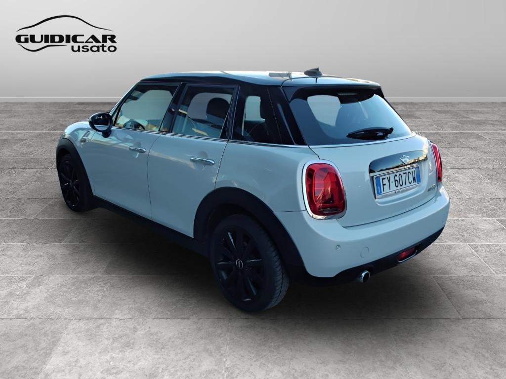 MINI Mini IV F55 2018 5p - Mini 5p 1.5 Cooper D Business