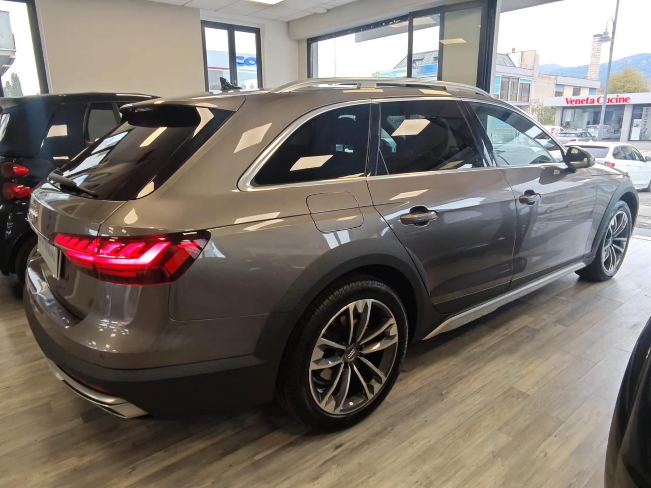 Audi A4 allroad 40 TDI 204 CV S tronic Identity Contrast