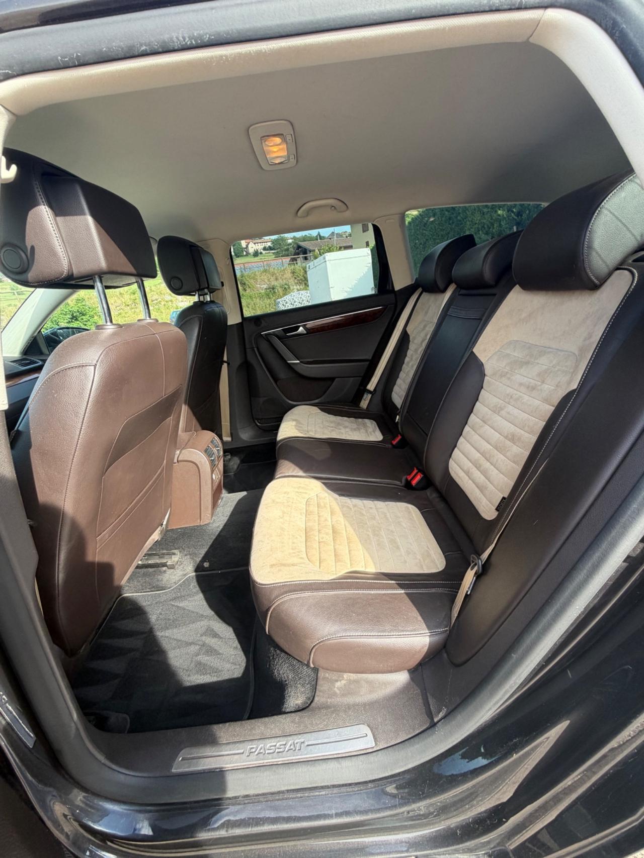 Volkswagen Passat Var 2.0 TDI 170CV DSG Highline