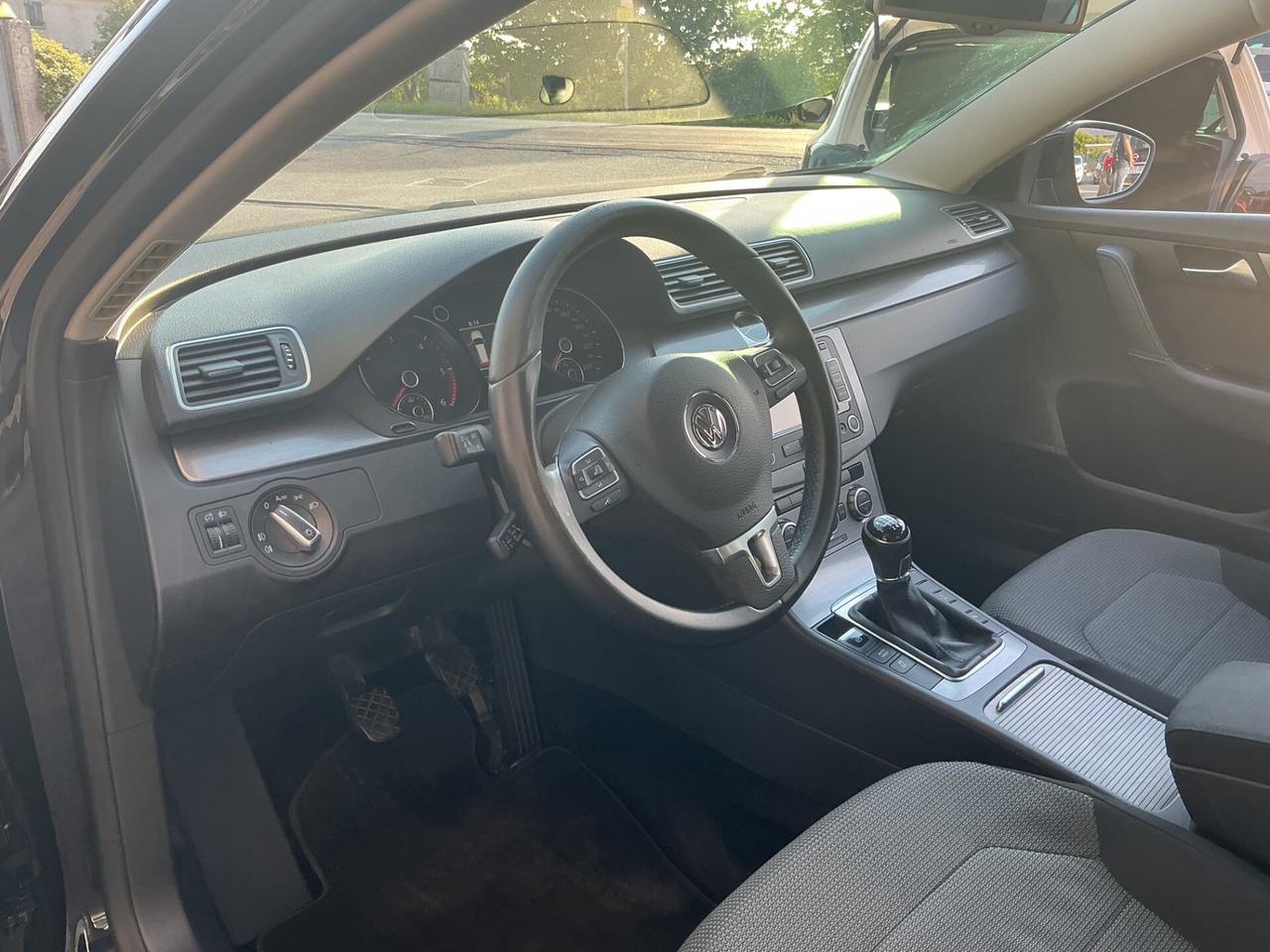 Volkswagen Passat 2.0 TDI DSG Highline BlueM. Tech.