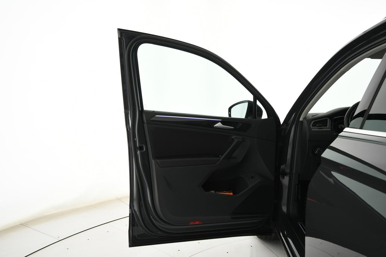 VOLKSWAGEN Tiguan 1.5 tsi Elegance 150cv dsg CAMERA+ACC+APP CONNECT