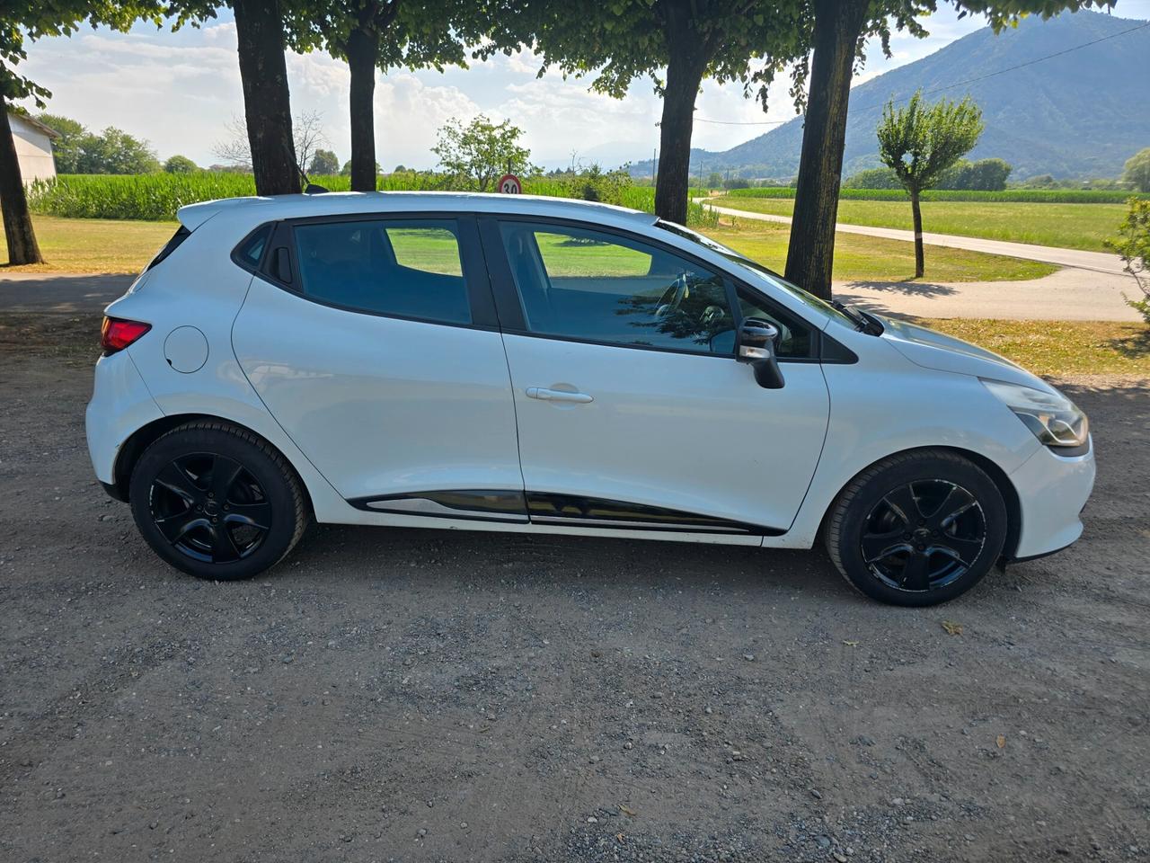 Renault Clio 1.2 16V 5 porte Dynamique
