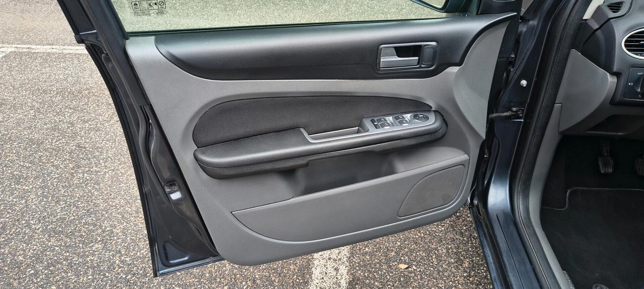 Ford Focus 1.6 TDCi (110CV) SW Tit. DPF