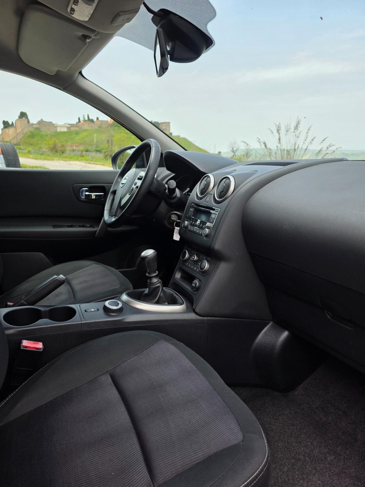 Nissan Qashqai 1.6 dCi 4WD DPF Tekna
