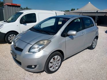 Toyota Yaris 1.0 5 porte Sol