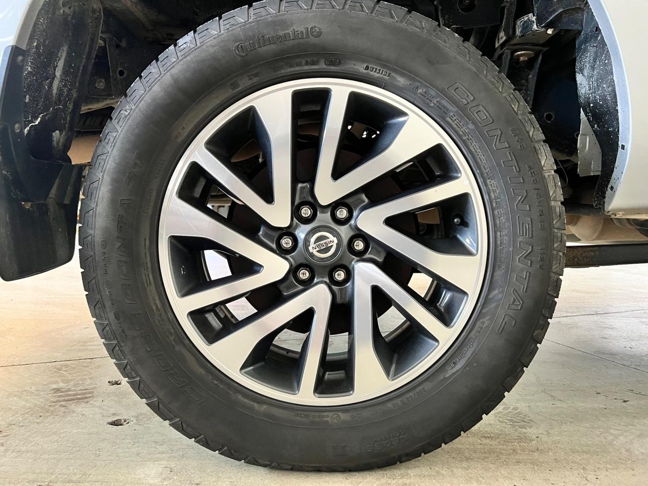 Nissan Navara 2.3 dCi 190 CV 7AT 4WD Double Cab Tekna