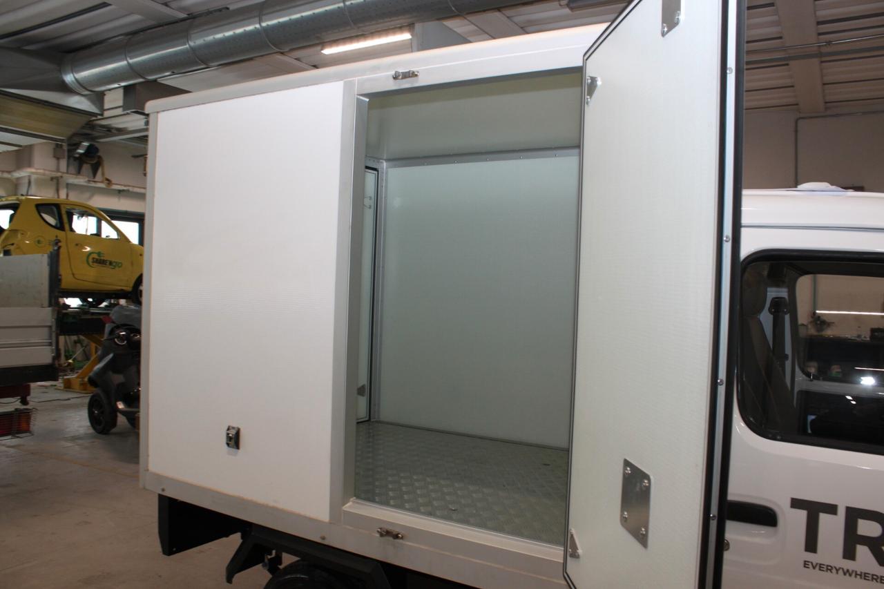 Vendesi furgone elettrico Orca e-30 – ottime condizioni