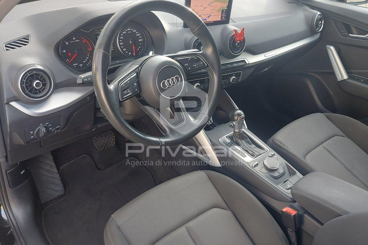 AUDI Q2 30 TDI S tronic Business