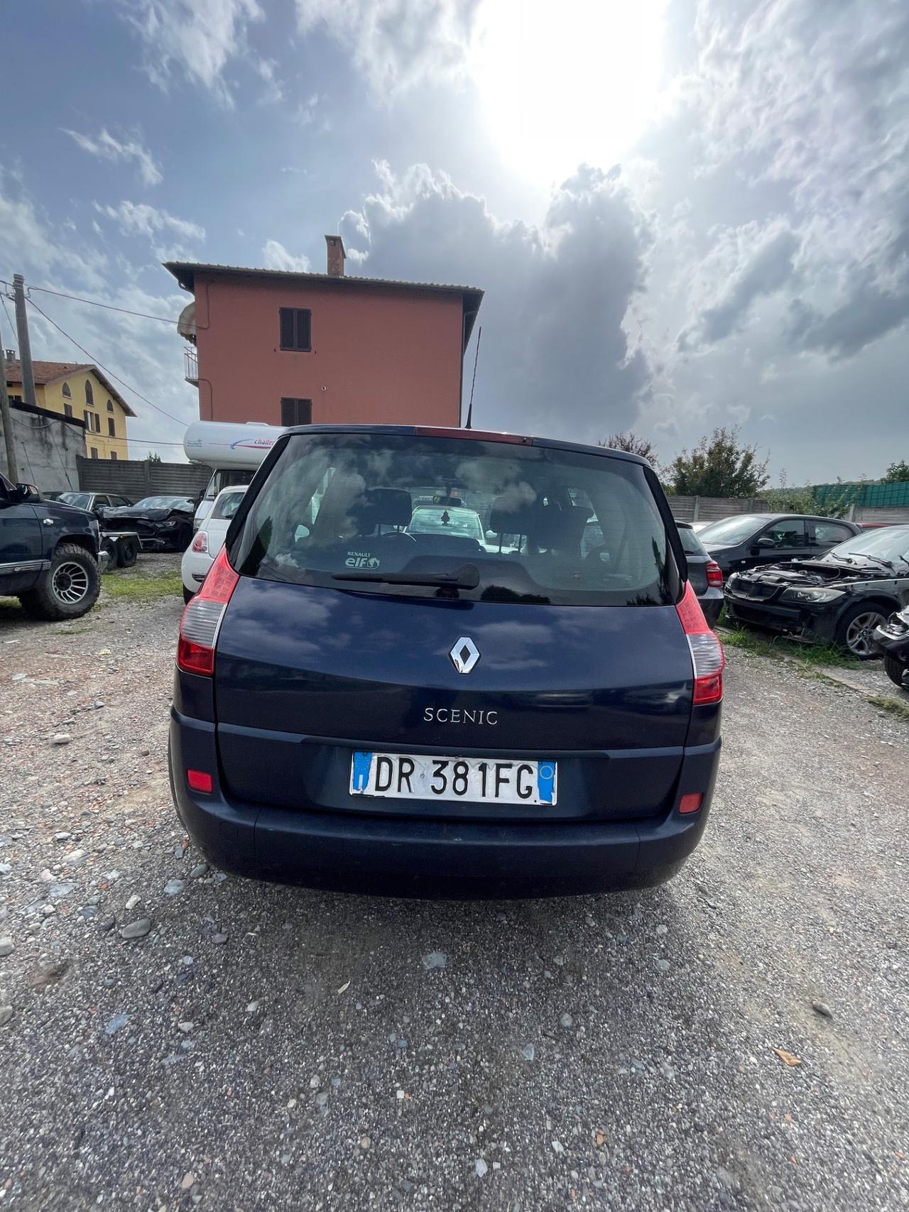 Renault Scenic Grand Scénic 1.5 dCi/105CV PlayStation Portable