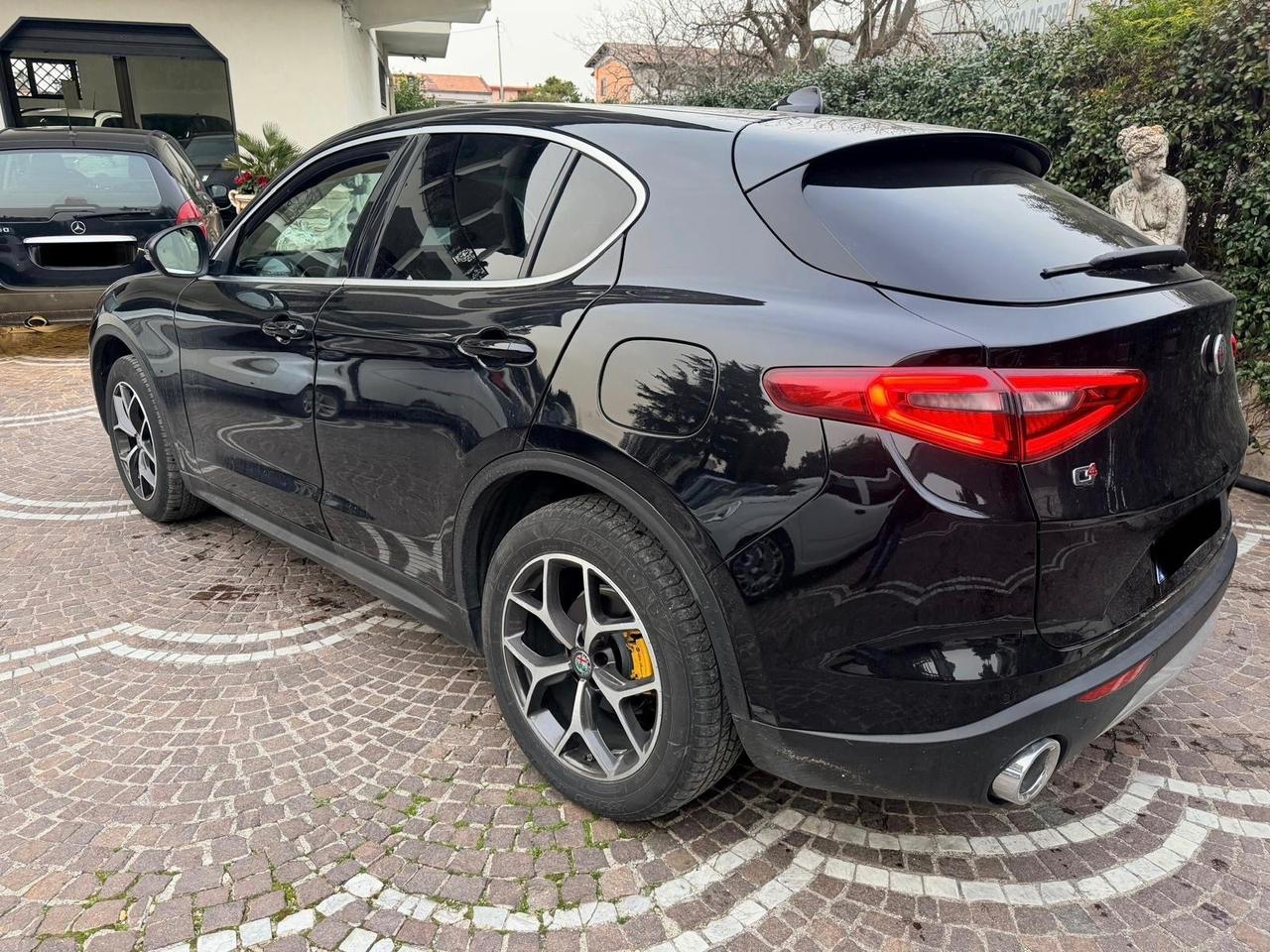 Alfa Romeo Stelvio 2.2 Turbodiesel 210 CV AT8 Q4 B-Tech