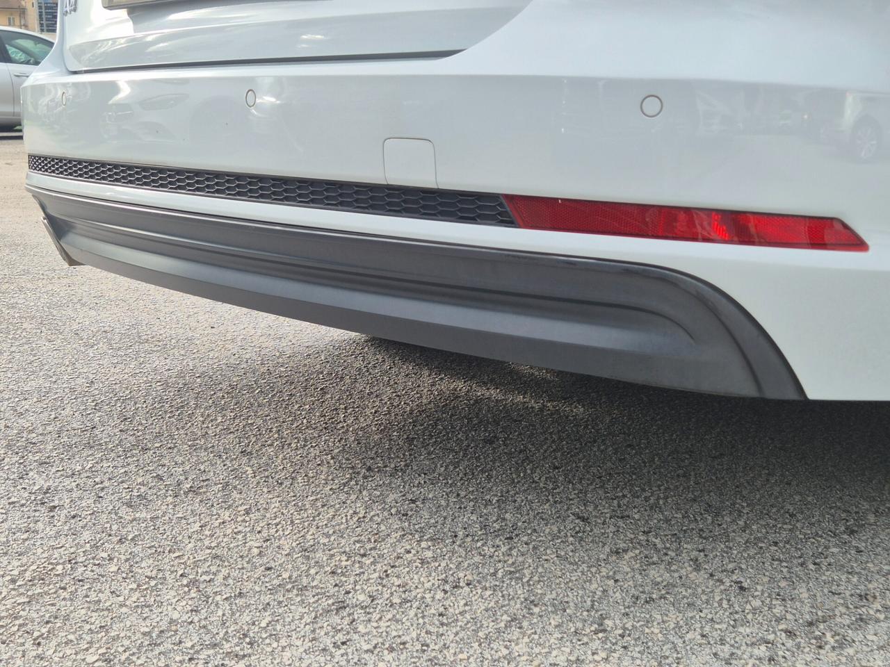 Audi A4 Avant 2.0 TDI 190 CV ultra S tronic Sport