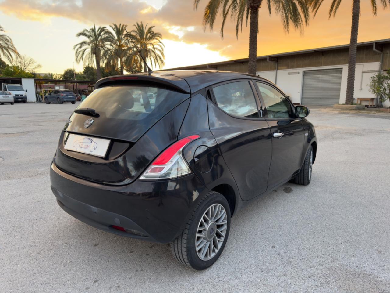 Lancia Ypsilon 1.3 MJT 16V 95 CV 5 porte S&S Platinum