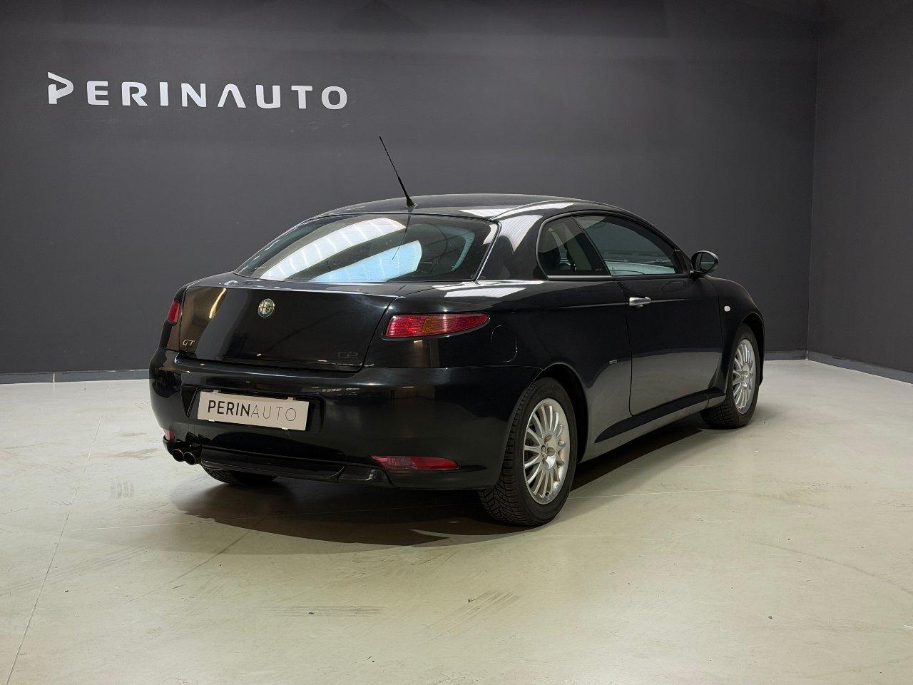 Alfa Romeo GT 1.9 jtd mjt Distinctive