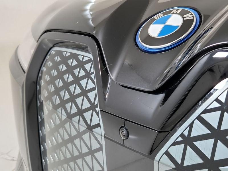 BMW iX BMW i M60