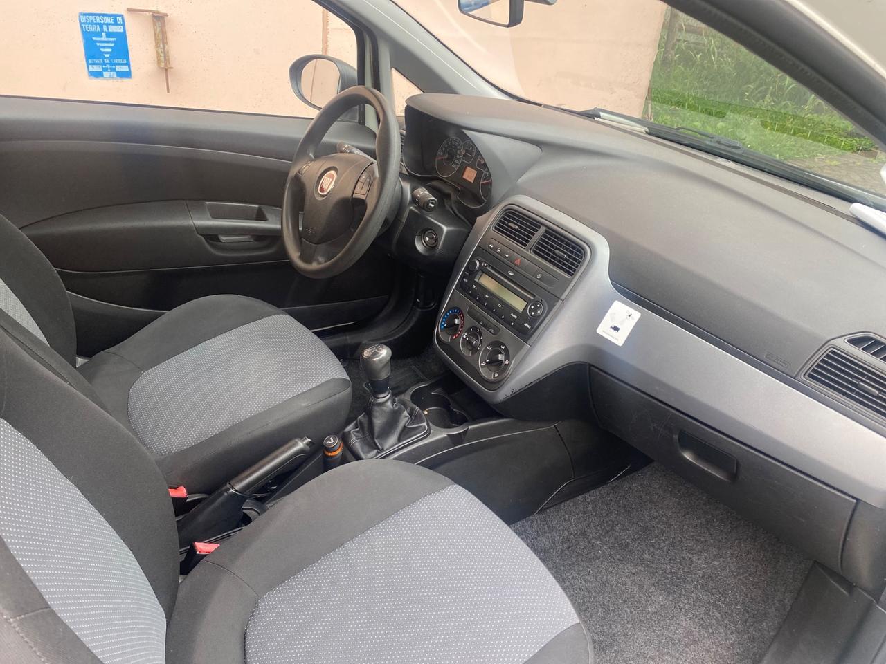 Fiat grande punto 1.3 diesel van neopatentati