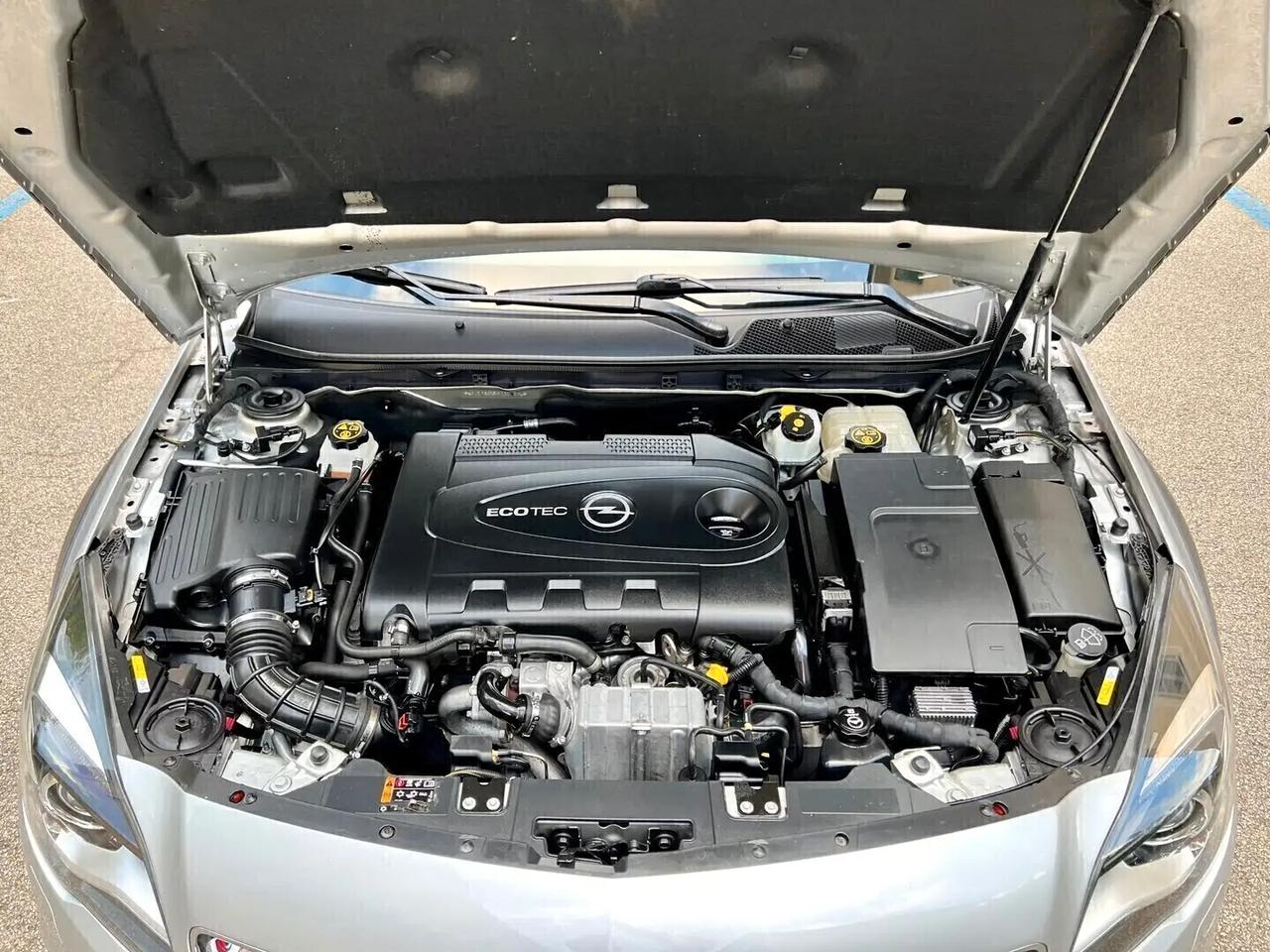 Opel Insignia 2.0 BiTurbo CDTI 4x4 aut. Country Tourer